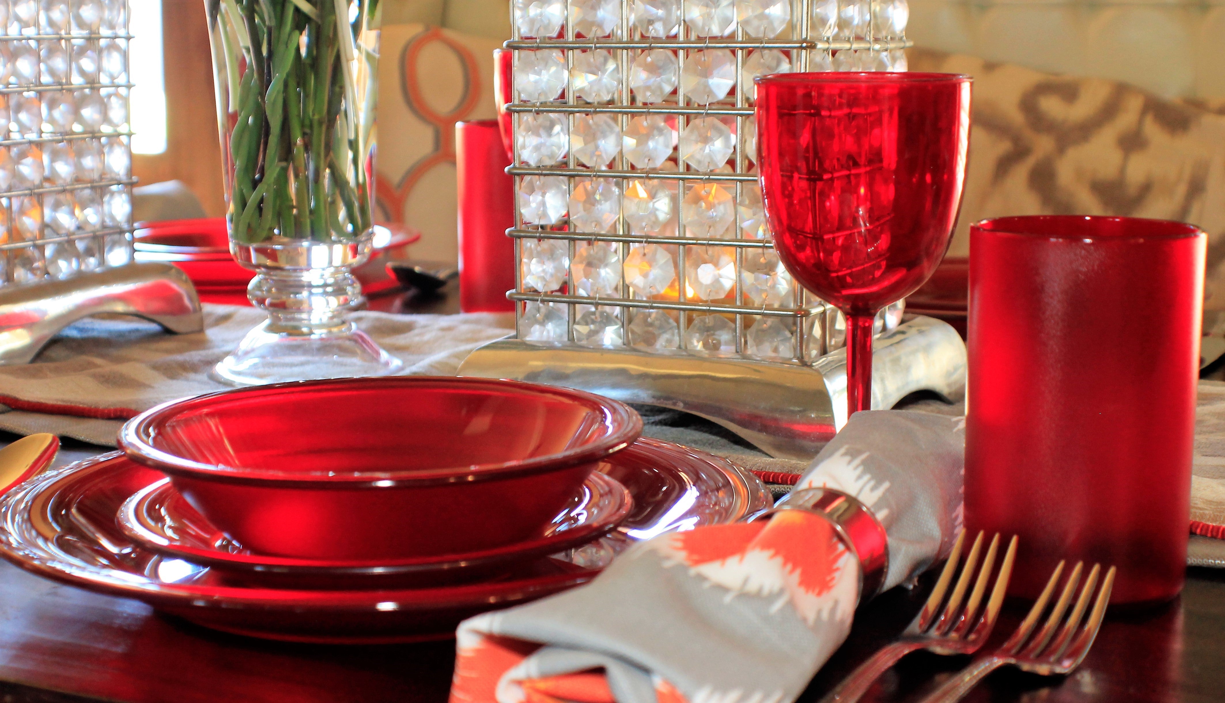 Vintage Tupperware Christmas Red and Green Luncheon Plates - Ruby Lane